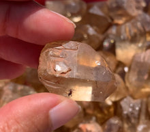 Charger l'image dans la galerie, Citrine brut 93