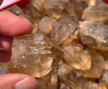 Charger l'image dans la galerie, Citrine brut 60