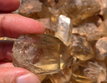 Charger l'image dans la galerie, Citrine brut 36