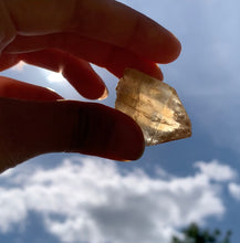 Charger l'image dans la galerie, Citrine brut 60