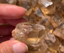 Charger l'image dans la galerie, Citrine brut 76