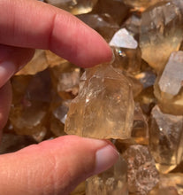 Charger l'image dans la galerie, Citrine brut 87