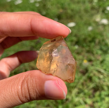 Charger l'image dans la galerie, Citrine brut 68