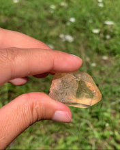 Charger l'image dans la galerie, Citrine brut 83