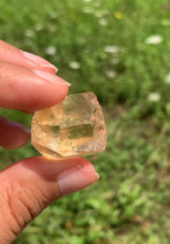 Charger l'image dans la galerie, VENDU Citrine brut 57