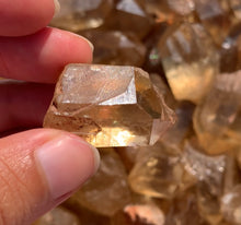 Charger l'image dans la galerie, Citrine brut 97