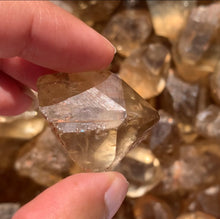 Charger l'image dans la galerie, Citrine brut 91