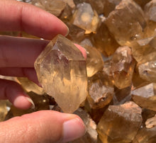 Charger l'image dans la galerie, Citrine brut 50