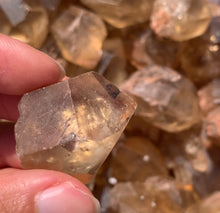 Charger l'image dans la galerie, Citrine brut 68