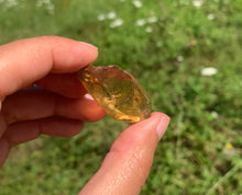 Charger l'image dans la galerie, Citrine brut 64