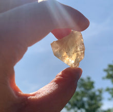 Charger l'image dans la galerie, Citrine brut 69