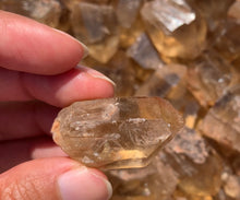 Charger l'image dans la galerie, Citrine brut 76