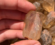 Charger l'image dans la galerie, Citrine brut 59