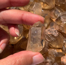 Charger l'image dans la galerie, Citrine brut 74
