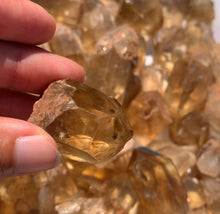 Charger l'image dans la galerie, Citrine brut 102