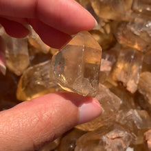 Charger l'image dans la galerie, Citrine brut 82