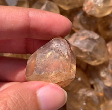 Charger l'image dans la galerie, Citrine brut 68
