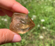 Charger l'image dans la galerie, Citrine brut 60