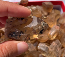 Charger l'image dans la galerie, Réservé Citrine brut 58