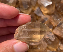 Charger l'image dans la galerie, Citrine brut 76