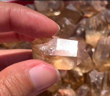 Charger l'image dans la galerie, Citrine brut 93