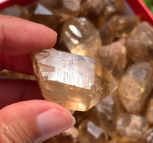 Charger l'image dans la galerie, Citrine brut 101