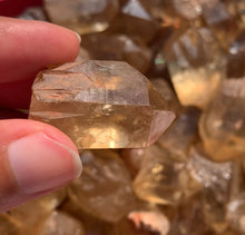 Charger l'image dans la galerie, Citrine brut 97