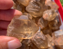 Charger l'image dans la galerie, Citrine brut 70