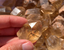 Charger l'image dans la galerie, Citrine brut 43