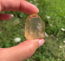 Charger l'image dans la galerie, Citrine brut 84