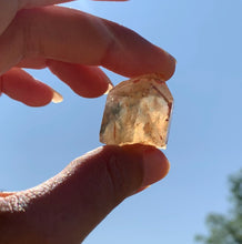 Charger l'image dans la galerie, Citrine brut 104