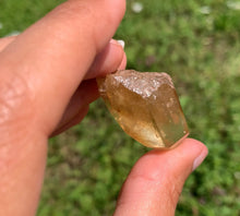 Charger l'image dans la galerie, Citrine brut 89