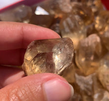 Charger l'image dans la galerie, Citrine brut 96