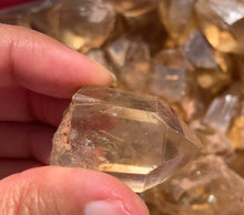 Charger l'image dans la galerie, Citrine brut 80