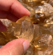 Charger l'image dans la galerie, Citrine brut 38