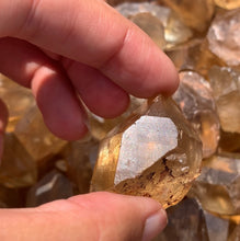 Charger l'image dans la galerie, Citrine brut 48