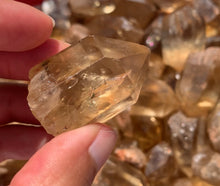 Charger l'image dans la galerie, Citrine brut 92