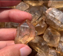 Charger l'image dans la galerie, Citrine brut 61