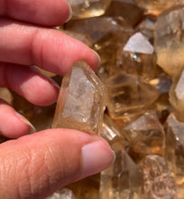 Charger l'image dans la galerie, Citrine brut 87