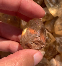 Charger l'image dans la galerie, Citrine brut 98