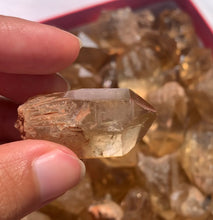 Charger l'image dans la galerie, Citrine brut 95