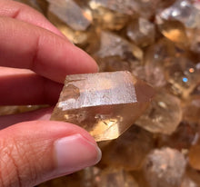 Charger l'image dans la galerie, Citrine brut 84
