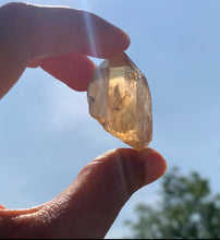 Charger l'image dans la galerie, Citrine brut 89