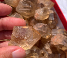 Charger l'image dans la galerie, Citrine brut 66
