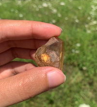 Charger l'image dans la galerie, VENDU Citrine brut 99