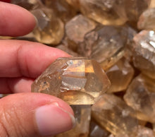 Charger l'image dans la galerie, Citrine brut 61