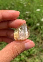 Charger l'image dans la galerie, VENDU Citrine brut 57