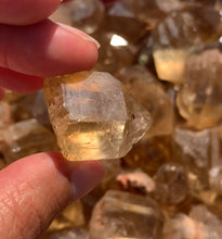 Charger l'image dans la galerie, Citrine brut 94