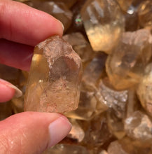 Charger l'image dans la galerie, Citrine brut 97