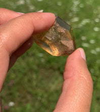 Charger l'image dans la galerie, VENDU Citrine brut 99